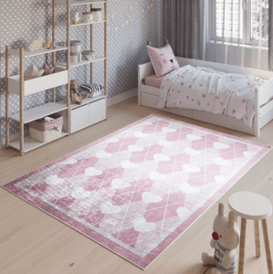 Dětský růžový koberec s motivem srdíček Šířka: 80 cm | Délka: 150 cm